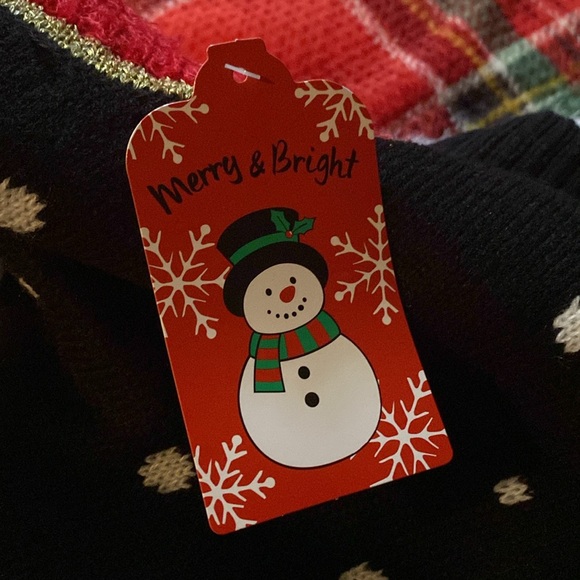 Sweater - Picture 7 of 7